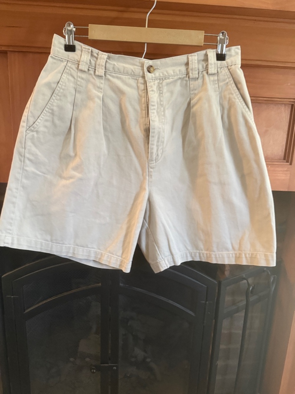 Vintage 90s Northcrest Classic Khaki Tan Pleated Cotton High Rise Shorts Size 16